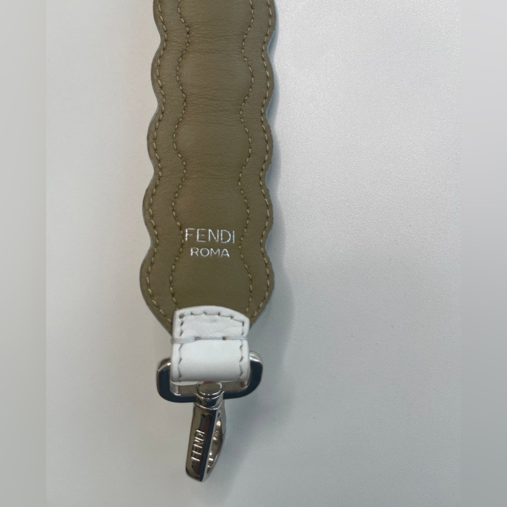 Fendi Stud Pattern Mini Strap - Picture 8 of 9